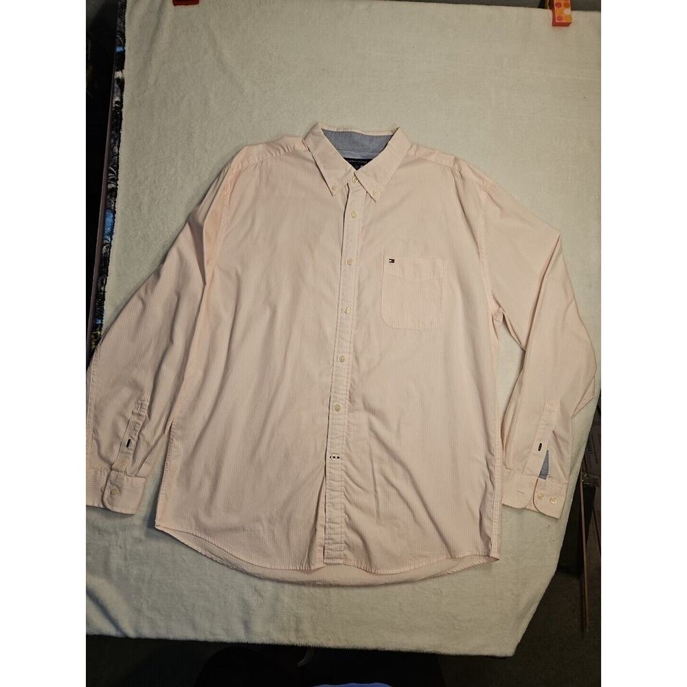 Tommy Hilfiger MenXL Pink/White Stripe Button Up Classic Fit Coupe Classique